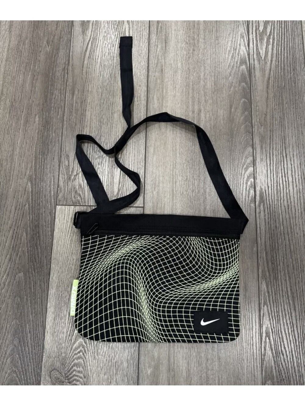 Nike D/MS/X Satchel/Crossbody Unisex Black Neon Green Wave Pattern Zip Strap Bag